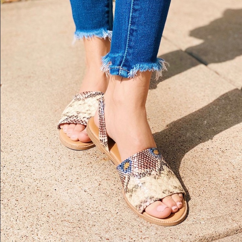 Snake print Slingback Flats